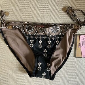 Juicy Couture Beach Royalty Tan and Black Bikini Bottom, NEW with Tag